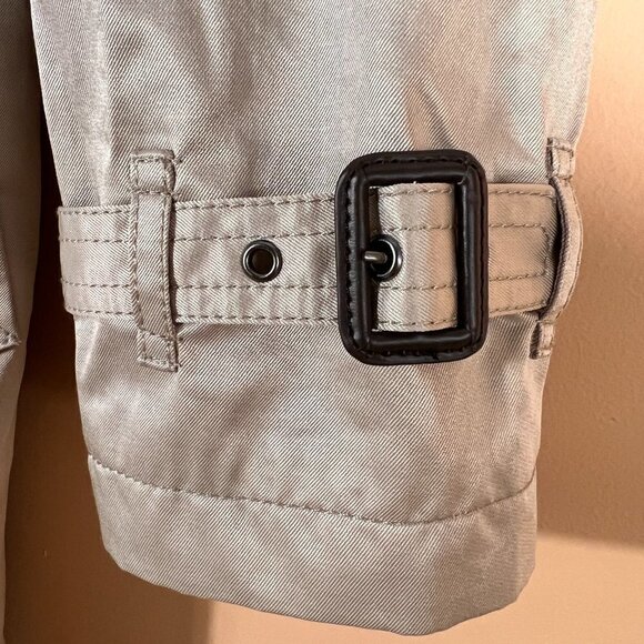 Express Khaki Belted Trench Coat Double Breasted Long Sleeve M - Picture 4 of 9